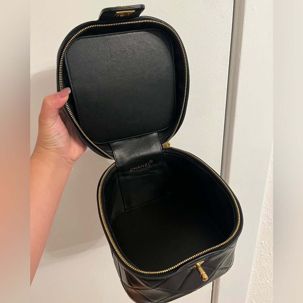 Chanel Top handle vintage vanity 24K GHW - Picture 7 of 15